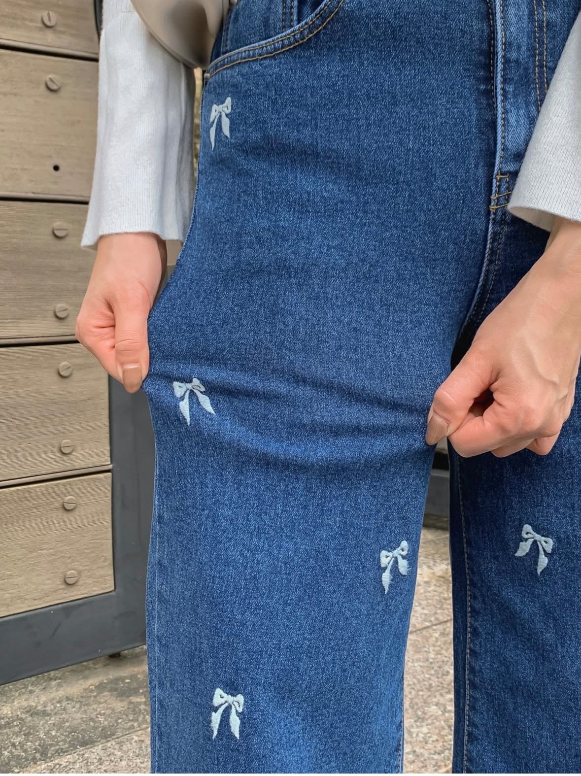  リボン刺繍 ワイドブーツカットデニム その他 デニム ジーンズ