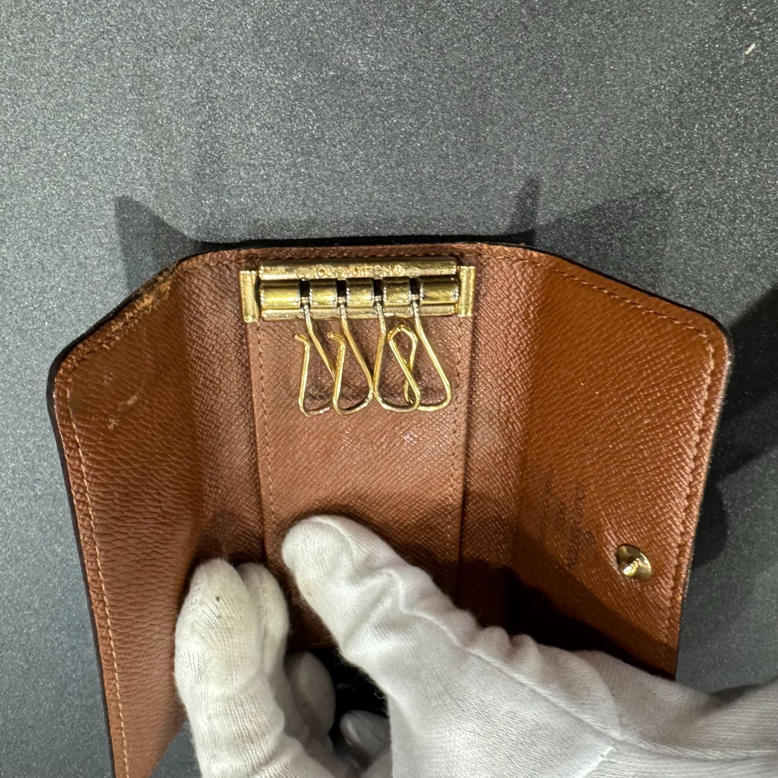  ルイヴィトン モノグラム ミュルティクレ4 キーケース 小物