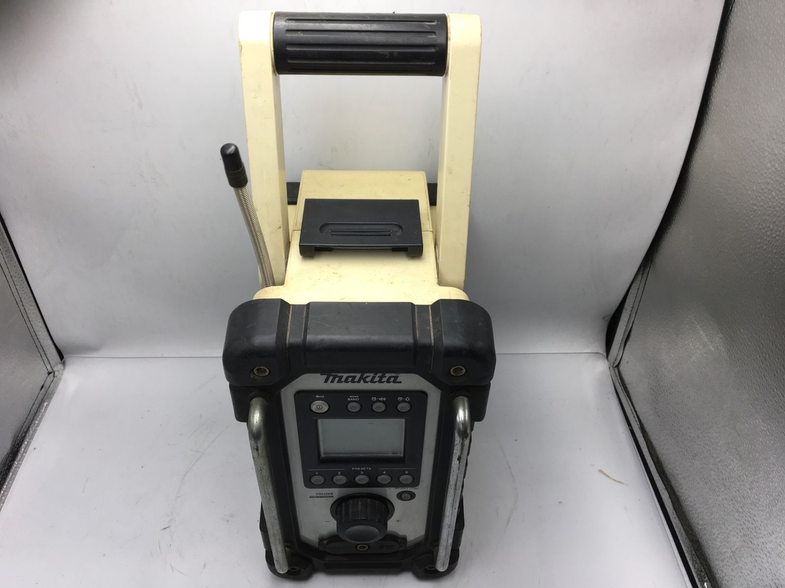 品 Makita マキタ ラジオ MR107 ITNLX8AKHM2S エコツール知立店 M02