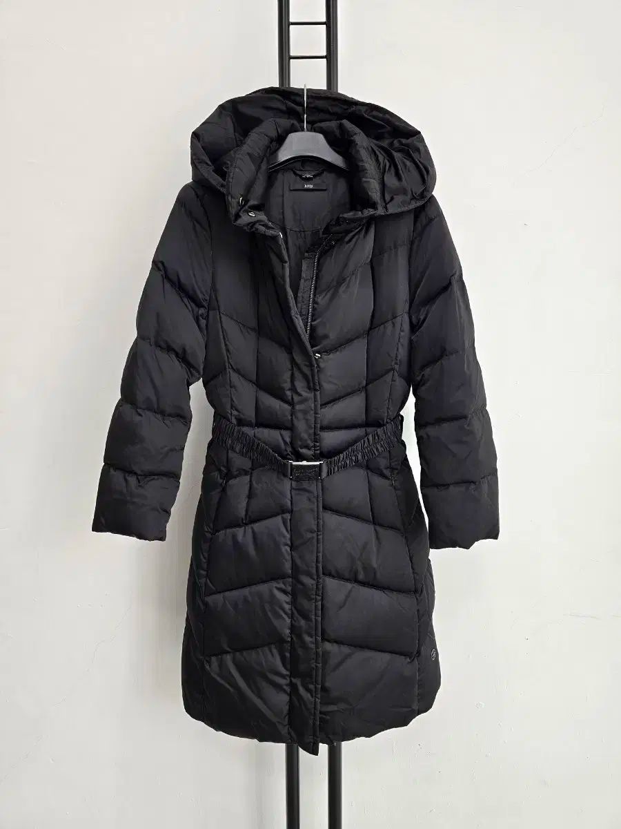 ボス BOSS ダウンジャケット ロング丈 ブラック フード レディース