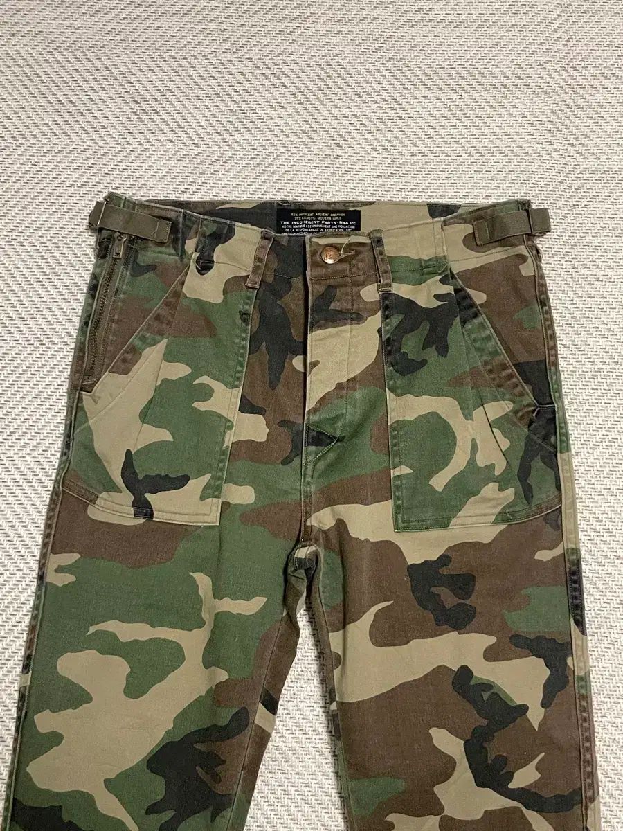 SLING カモフラージュ ウォーク パンツ J03276