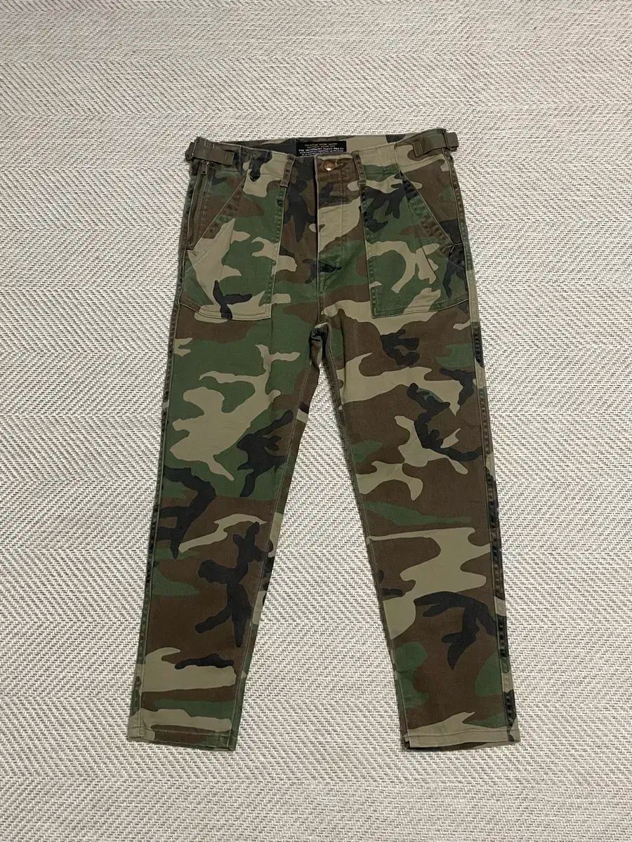 SLING カモフラージュ ウォーク パンツ J03276