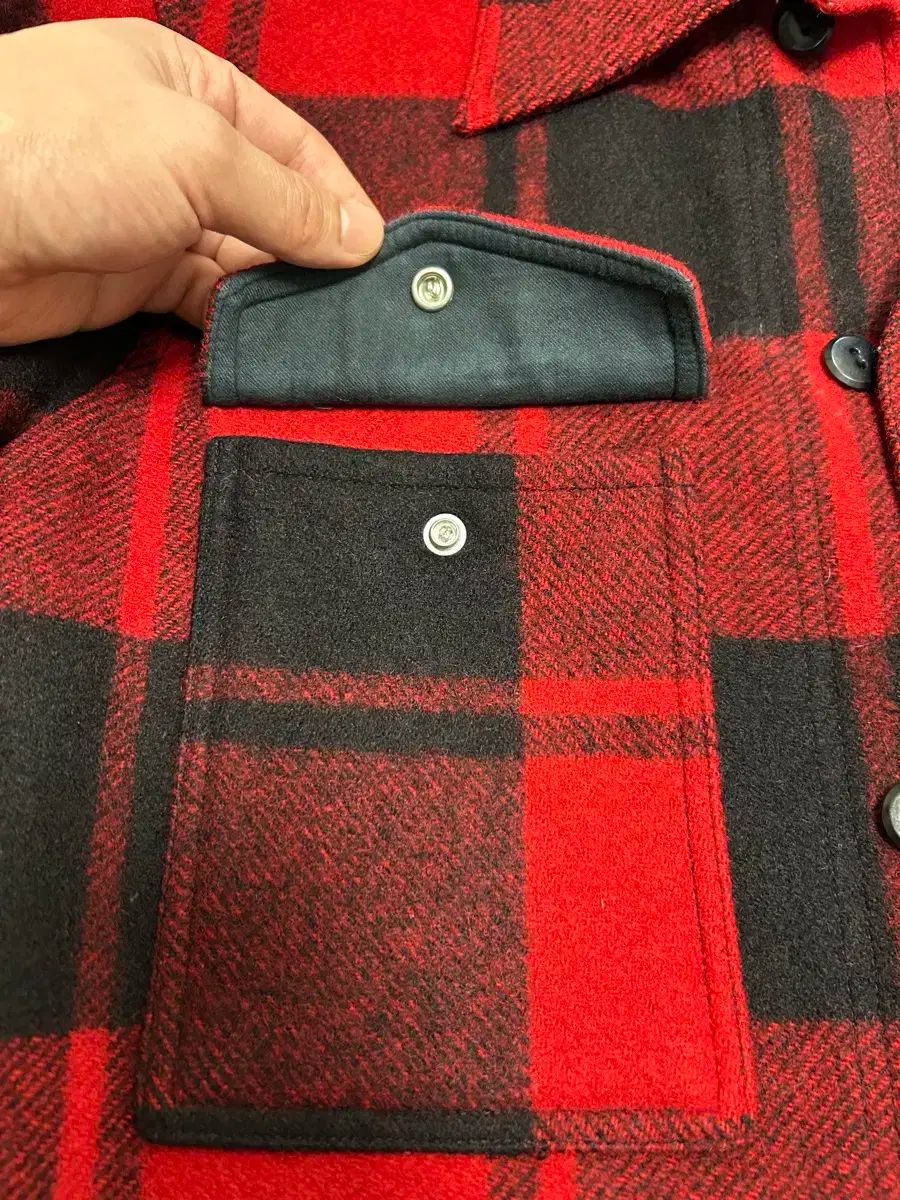 レッド ブラック