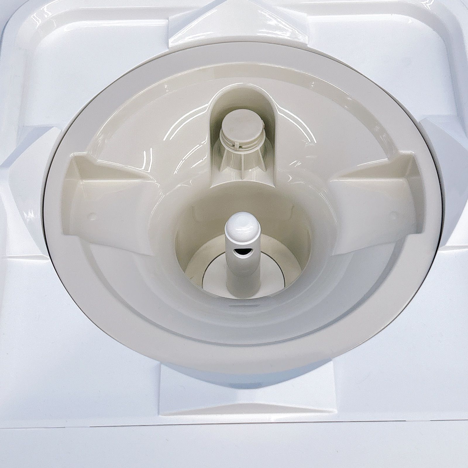 WATER ウォーター