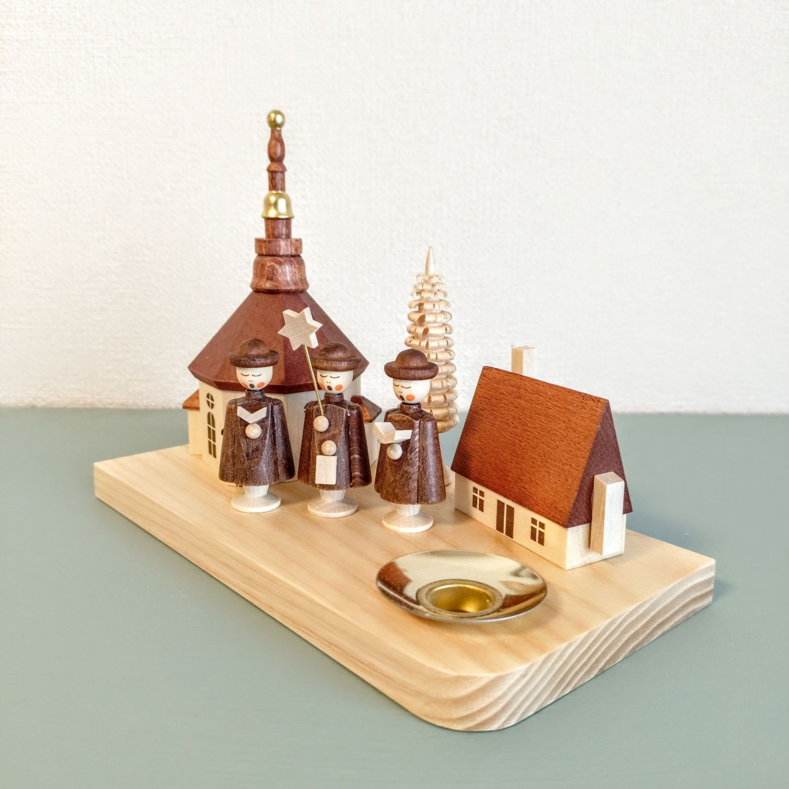  ザイフェン教会と聖歌隊 キャンドルホルダー 木製雑貨 ドイツ ドイツ雑貨 クリスマス飾り 木製インテリア 金属オブジェ 置物 インテリア小物