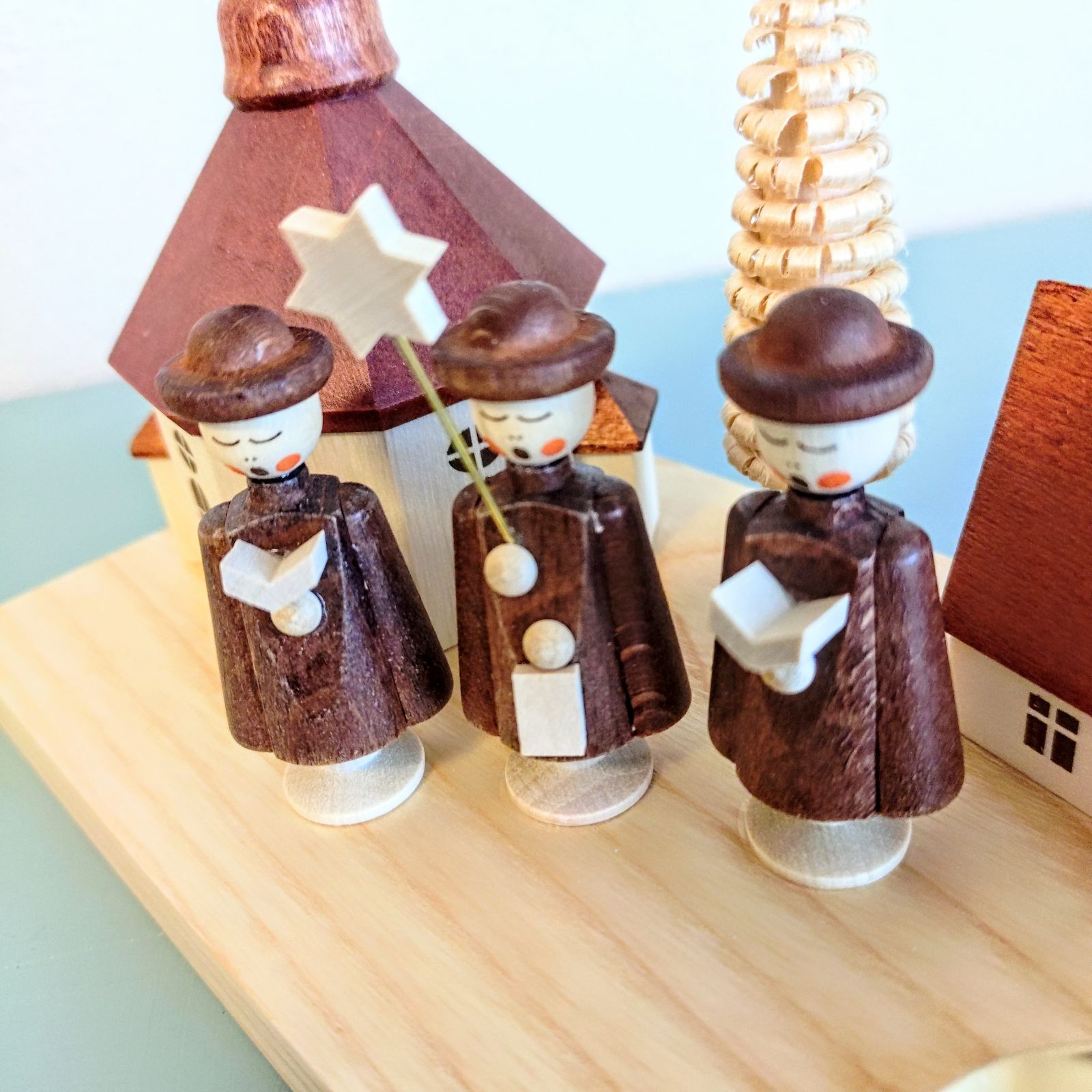 ザイフェン 聖歌隊キャンドルホルダー 最新 ザイフェン教会と聖歌隊 キャンドルホルダー ドイツ工芸品