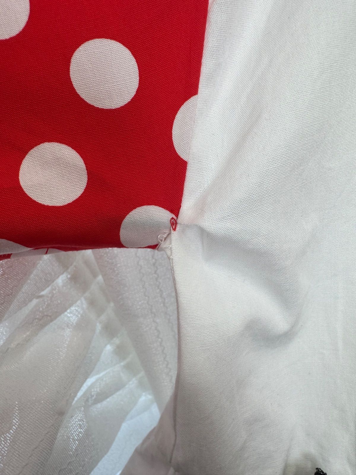 古着リメイクワンピース 水玉フリルリボン赤黒