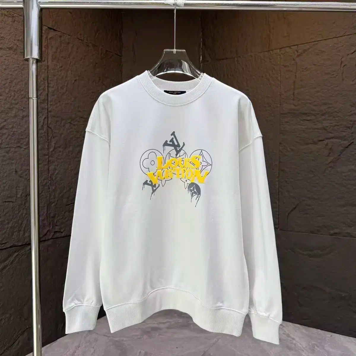 ルイヴィトン ユニセックス カジュアル ロゴ 白 長袖 スウェット