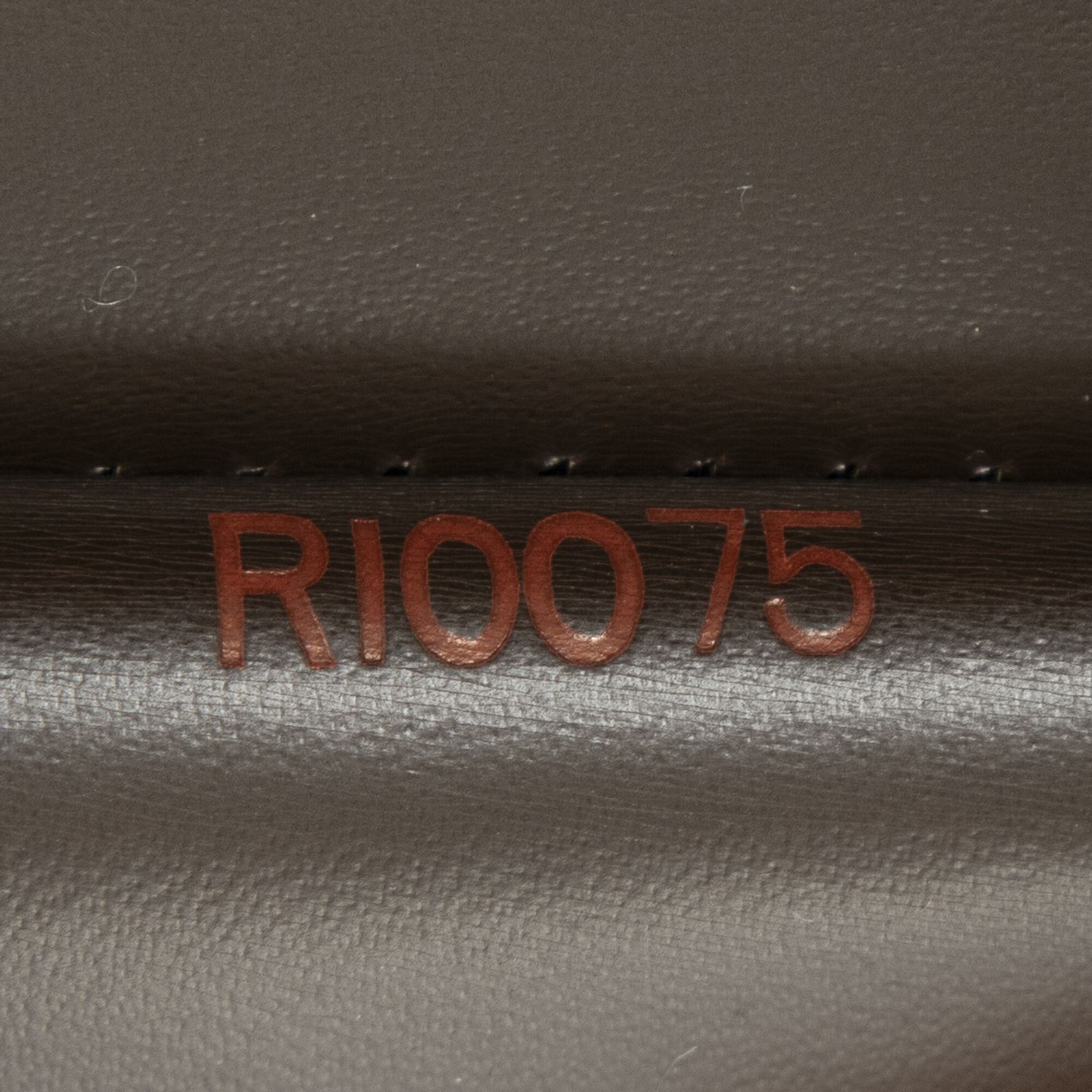 ルイヴィトンアルトナ茶色ダミエ エベヌA