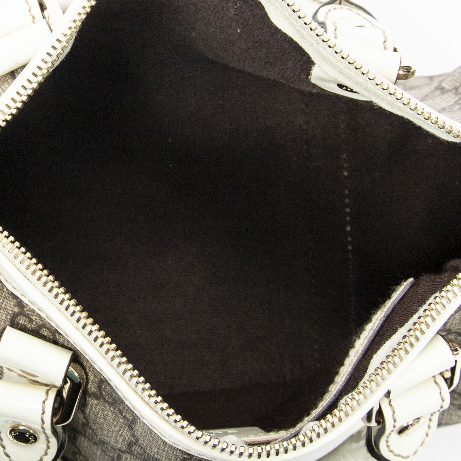  GUCCI グッチホワイト ベージュスプリームPVCキャンバスA その他 バッグ