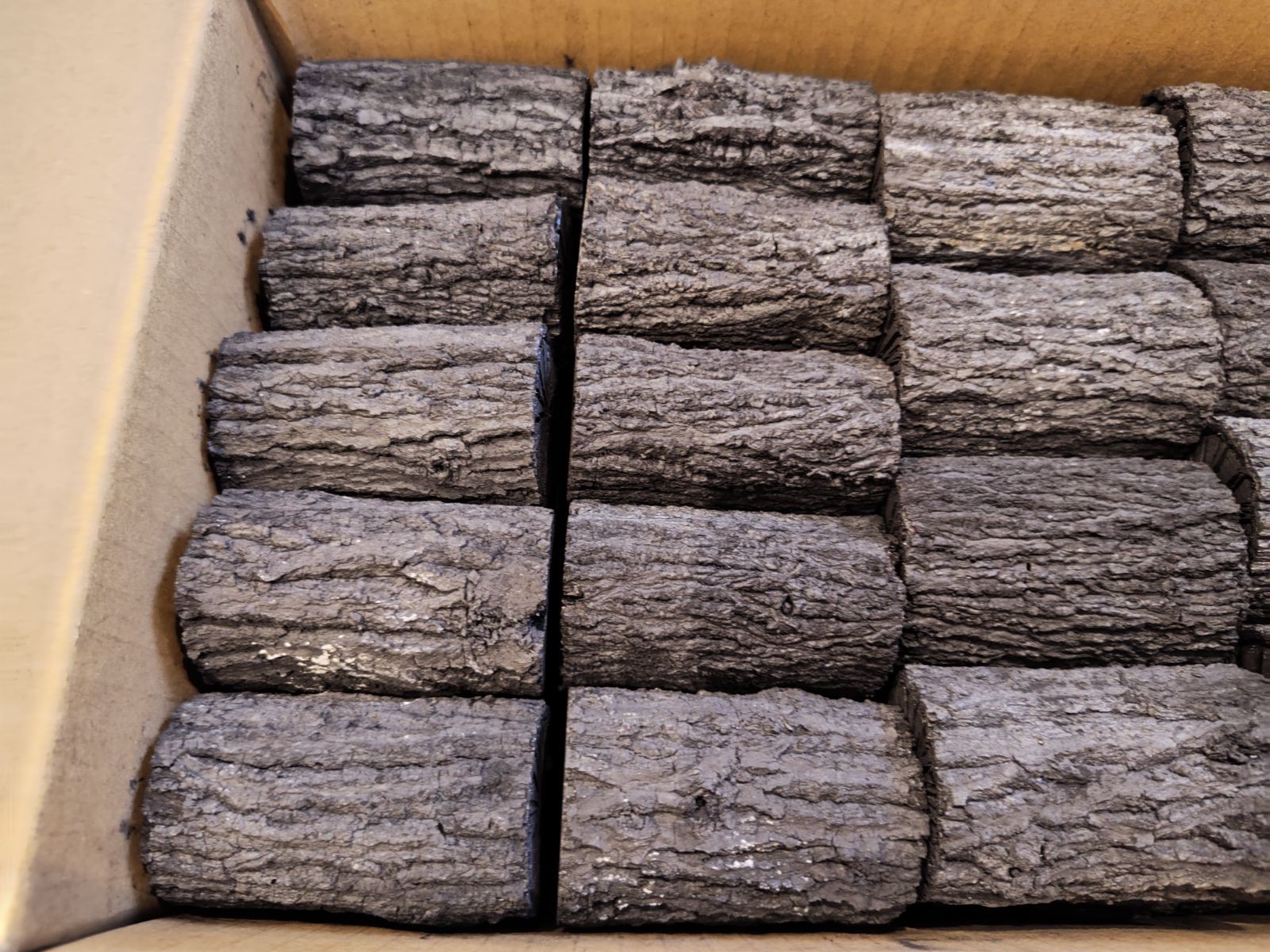 送料込【逢絢亭・新品】茶の湯炭 割ぎっちょと丸ぎっちょセット 炉用 くぬぎ炭 Amazon｜逢絢亭茶道具 茶の湯炭 丸ぎっちょのみ 炉用 くぬぎ炭 2.53