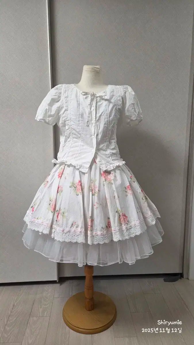 ハンドメイドスカート ブラウス カーディガン 2セット GINKGOPHARMACY_COM