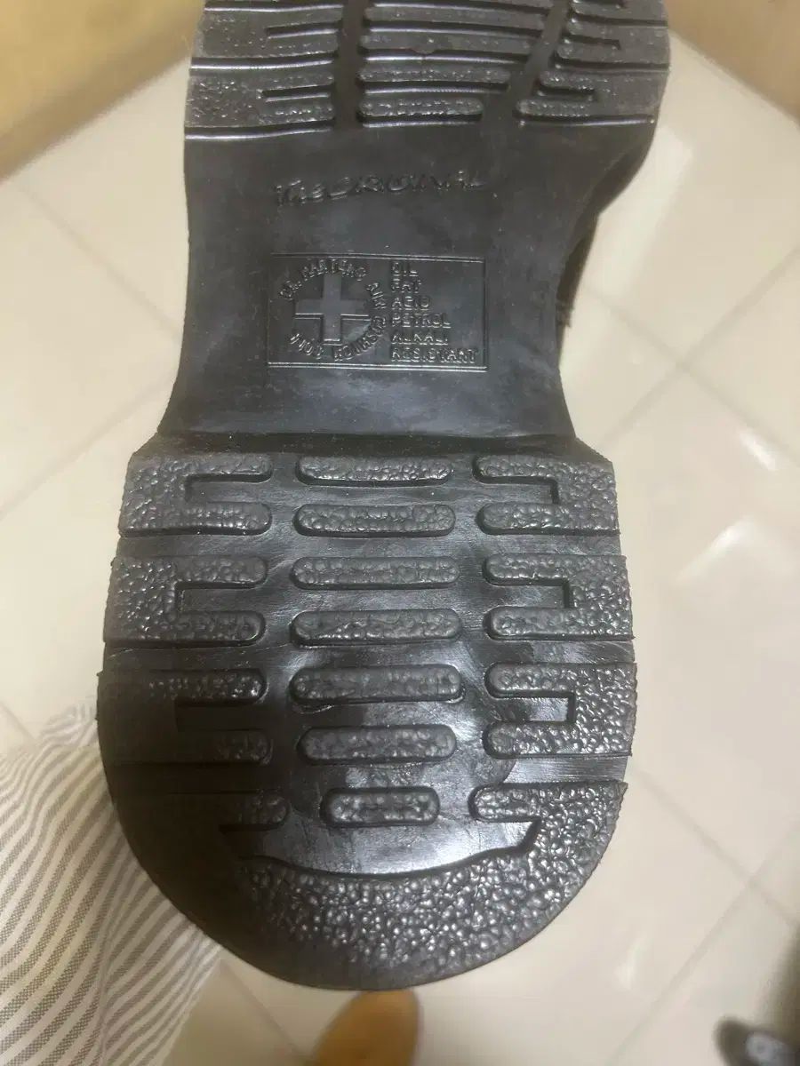 MARTENS ドクターマーチン