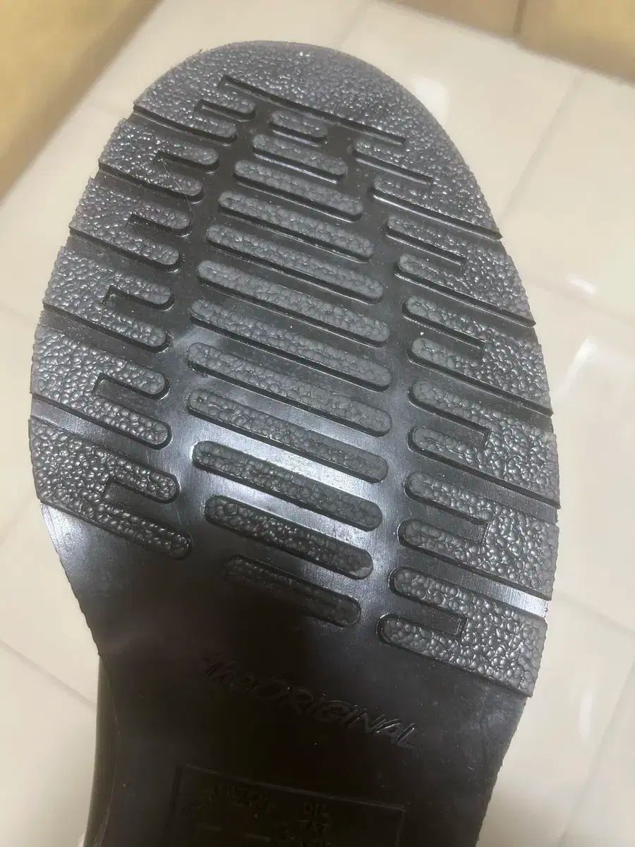 MARTENS ドクターマーチン