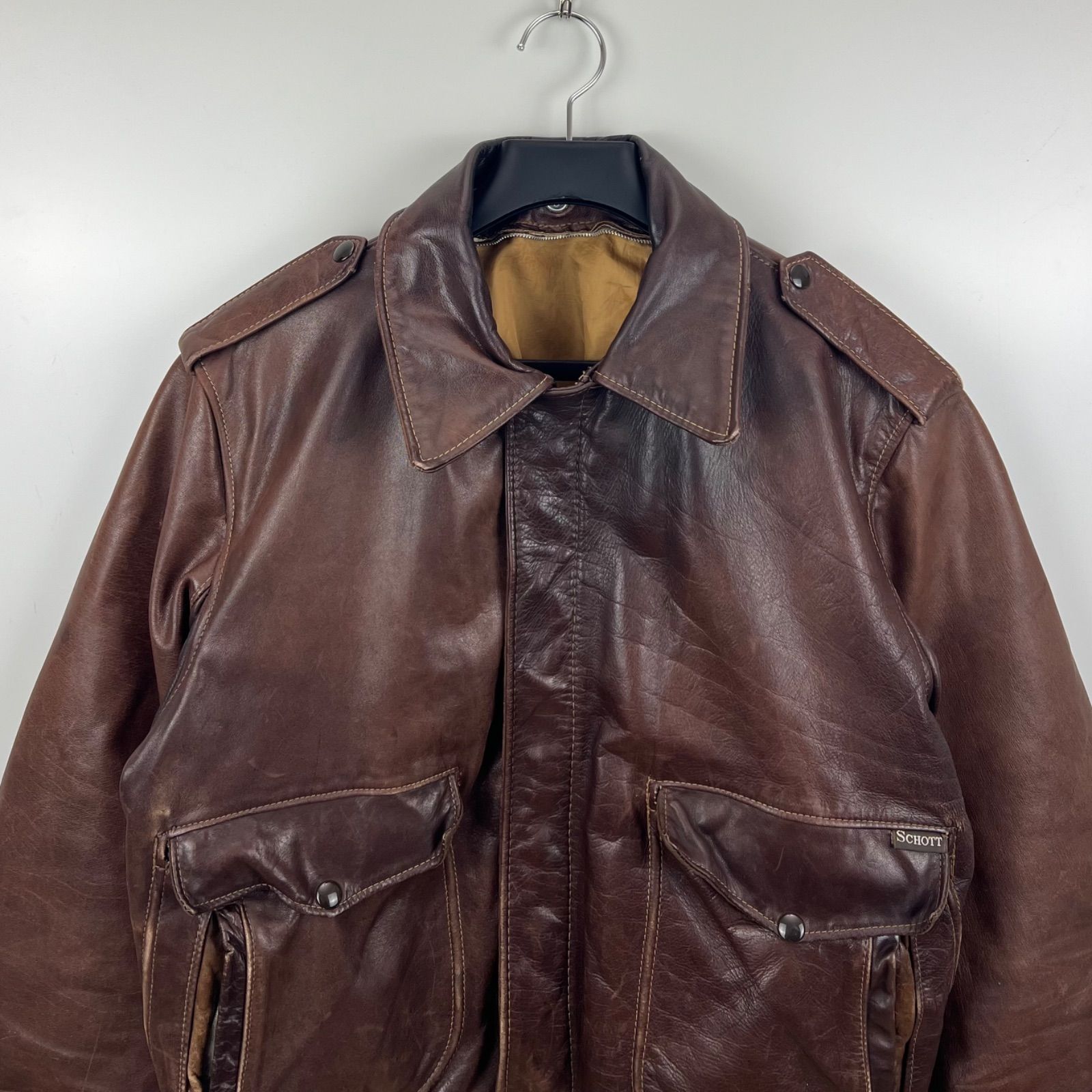 SCHOTT 70s USA vintage A-2 Leather flight jacket 44 XXL ショット