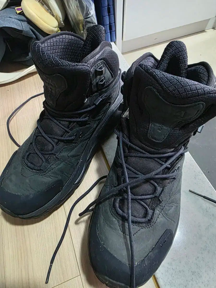 HOKA ONE ONE カハ2 gts