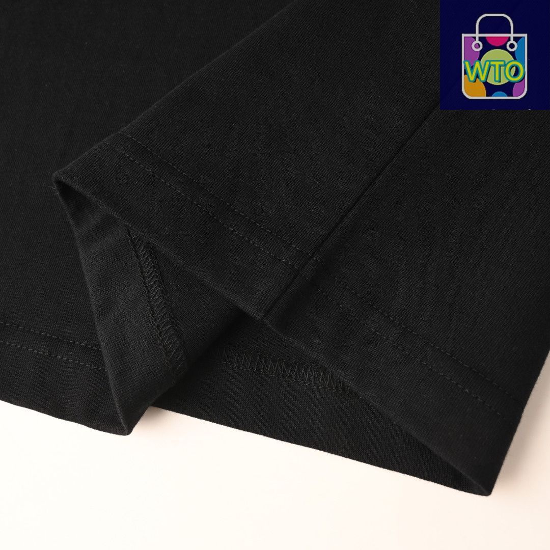 プラダ 三角ロゴ小刺繍長袖Tシャツシリーズ