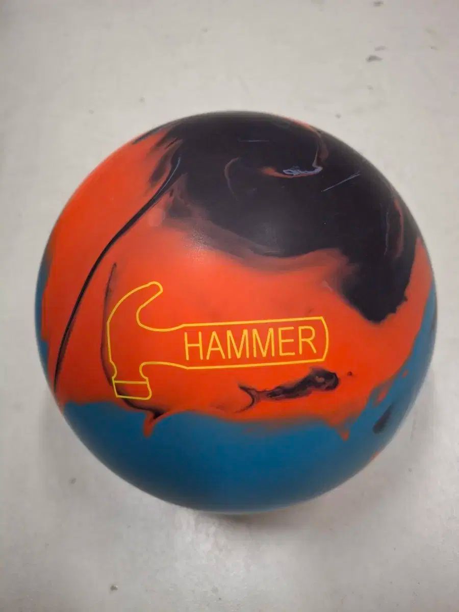 ボーリングボール