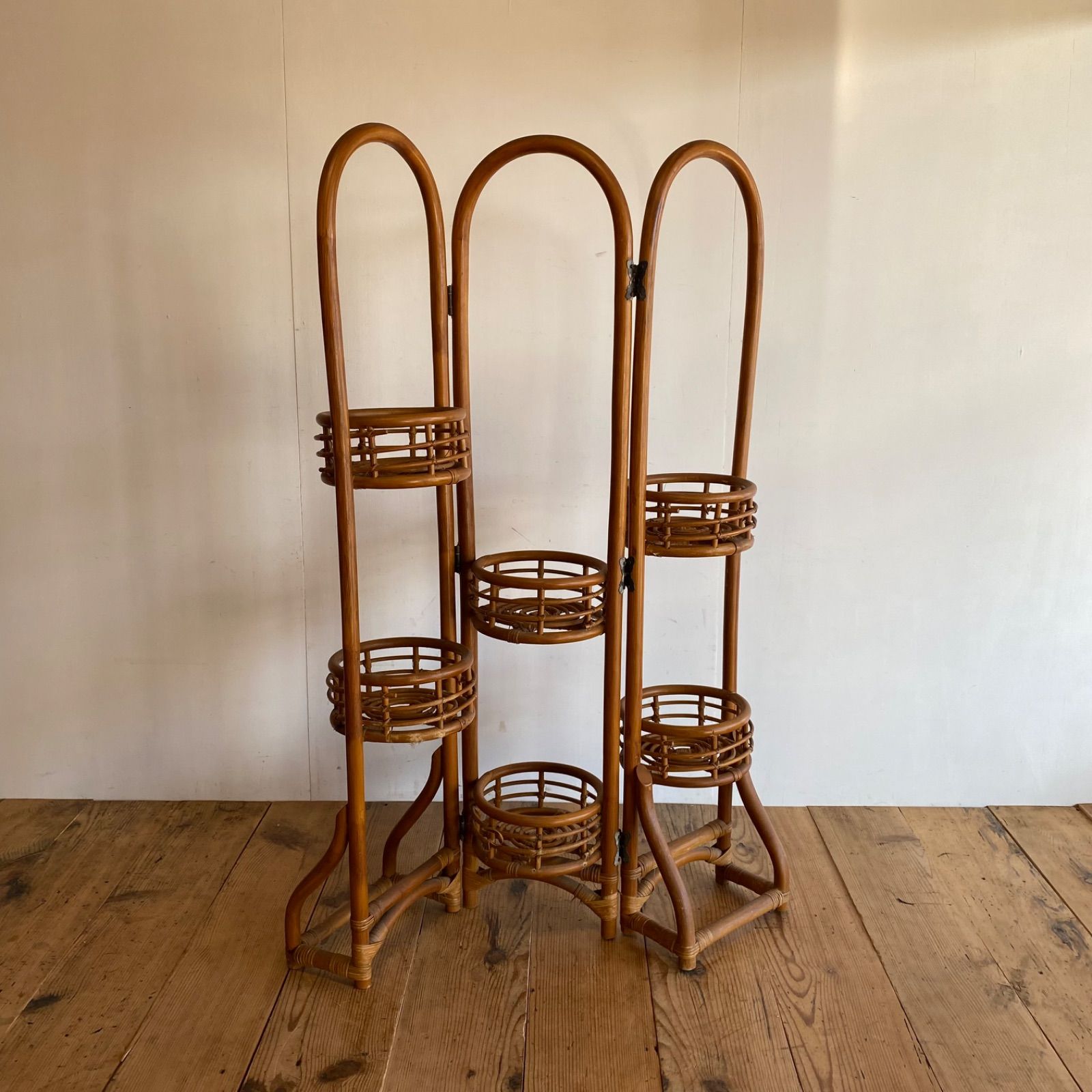 ヴィンテージ ラタン フラワースタンド 飾り棚 プランタースタンド