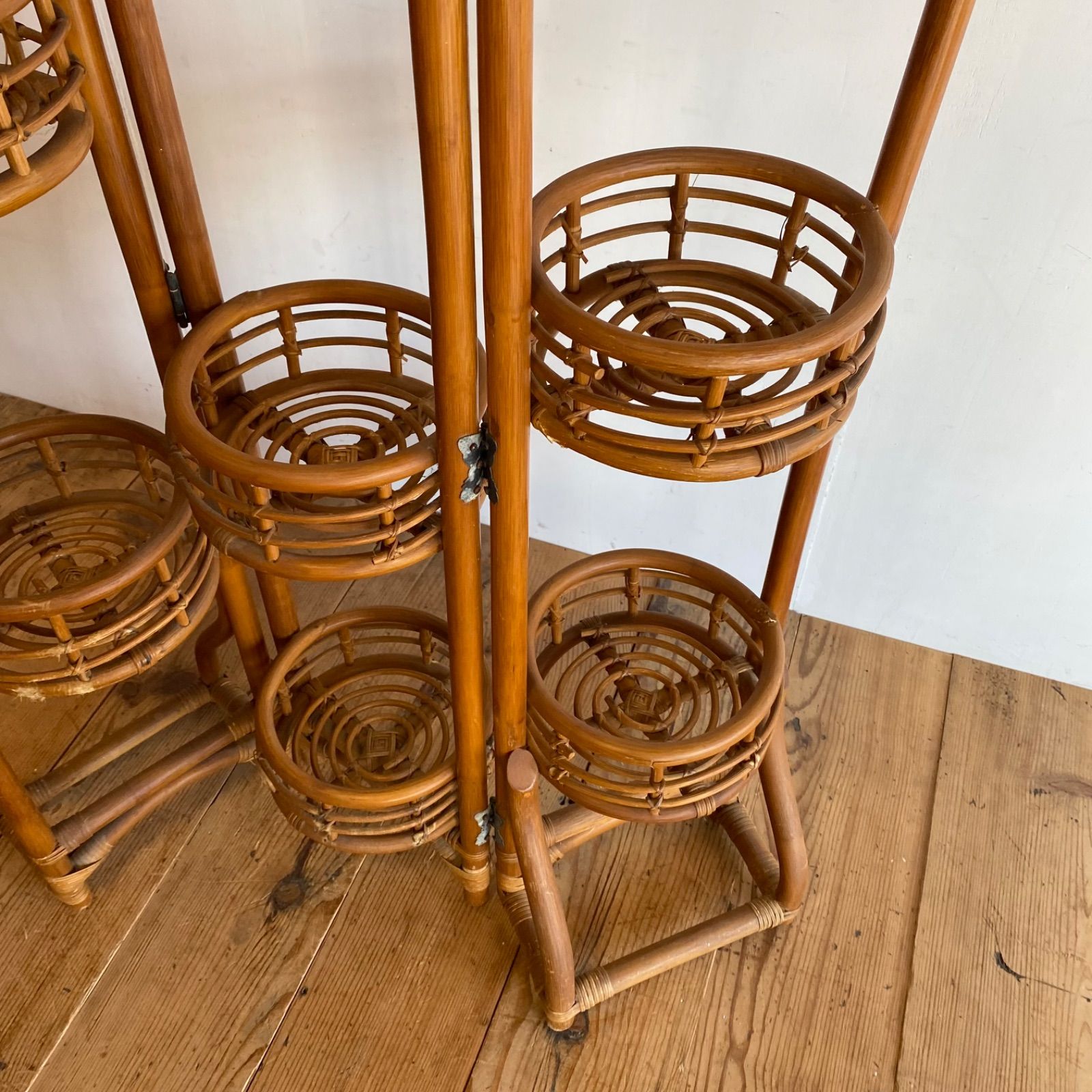 ヴィンテージ ラタン フラワースタンド 飾り棚 プランタースタンド