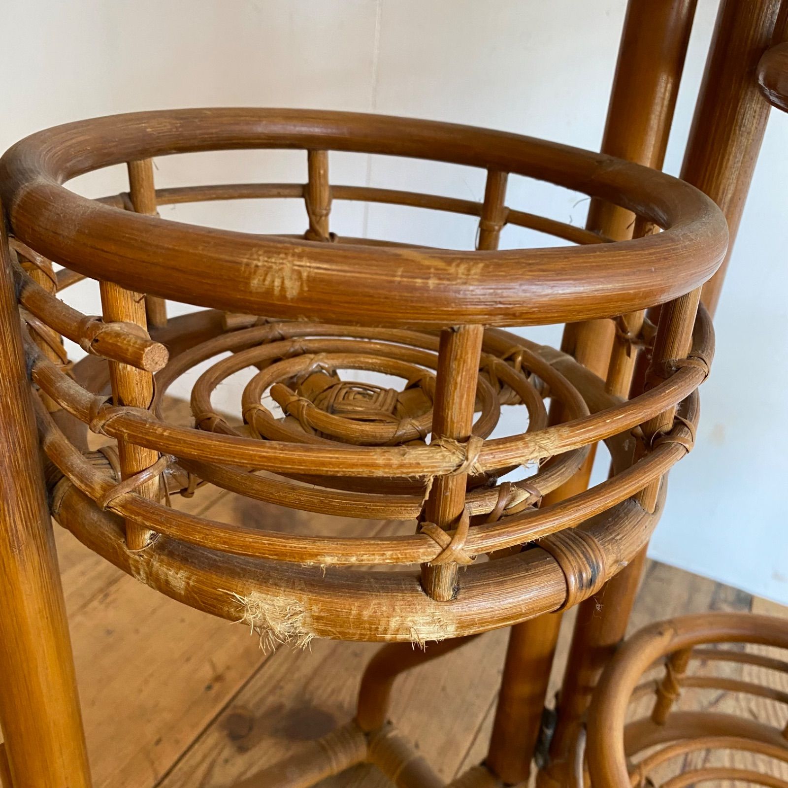 ヴィンテージ ラタン フラワースタンド 飾り棚 プランタースタンド