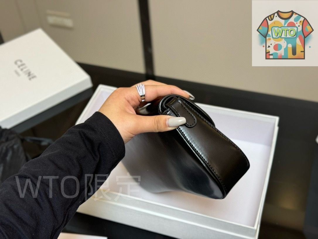 アンダーアームバッグ -