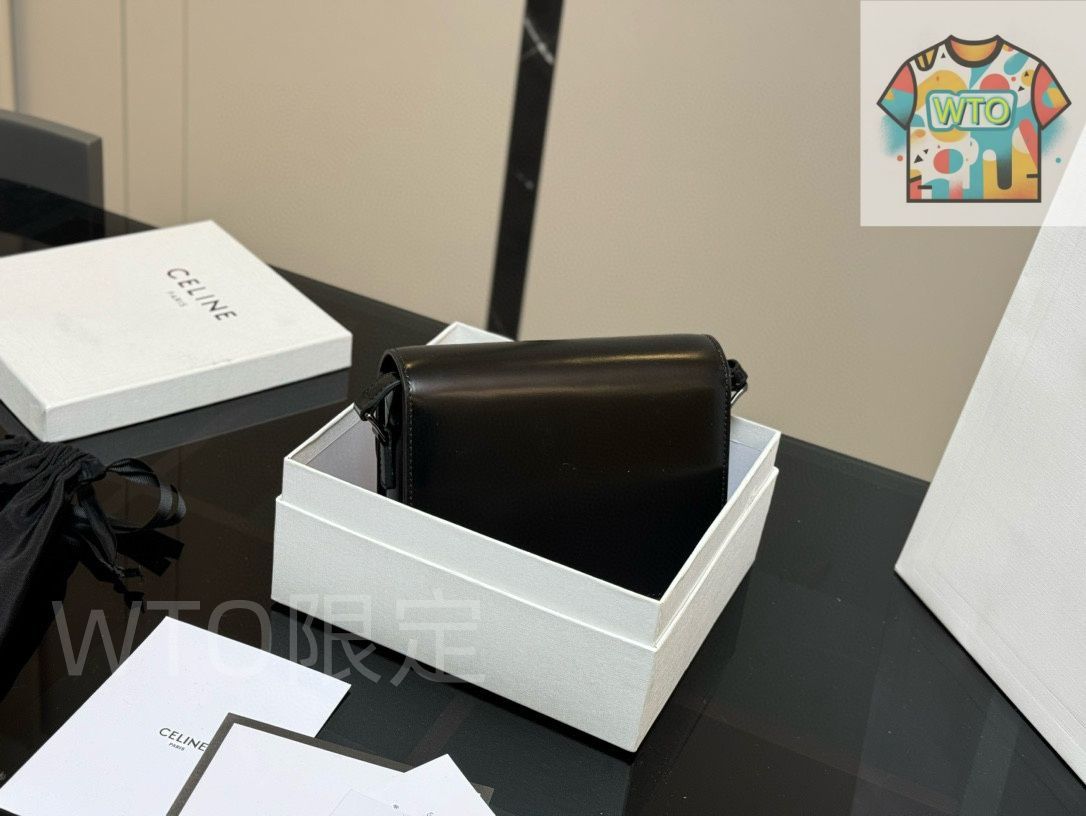 Celine トリオンフ