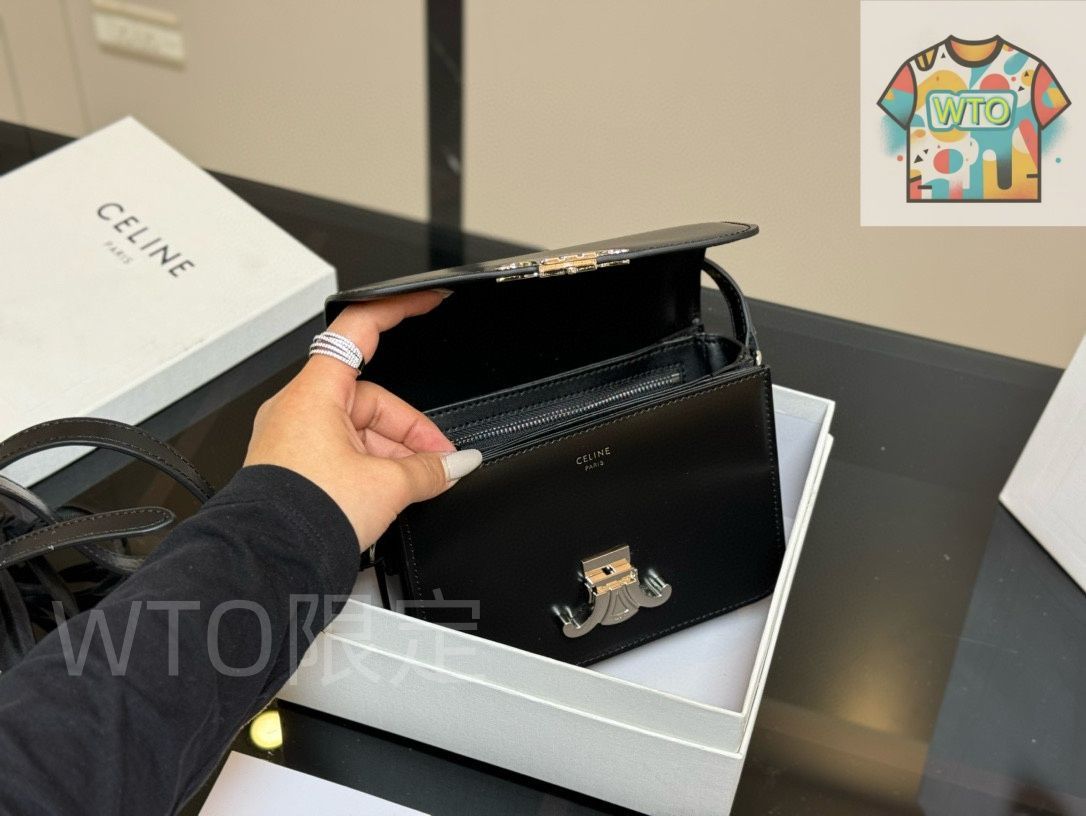 Celine トリオンフ