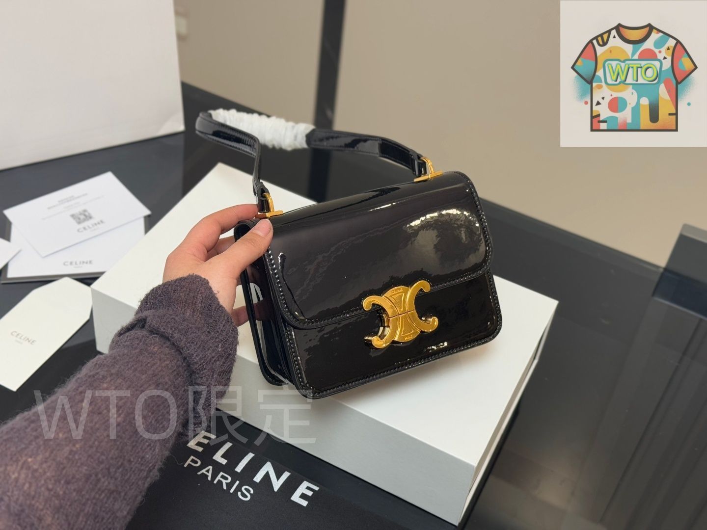 Celine トリオンフ ラミネートレザー アンダーアームバッグ - 折り畳みボックス付き セリーヌ レディースバッグ｜WTO通販｜ -WTO輸入-TCP42
