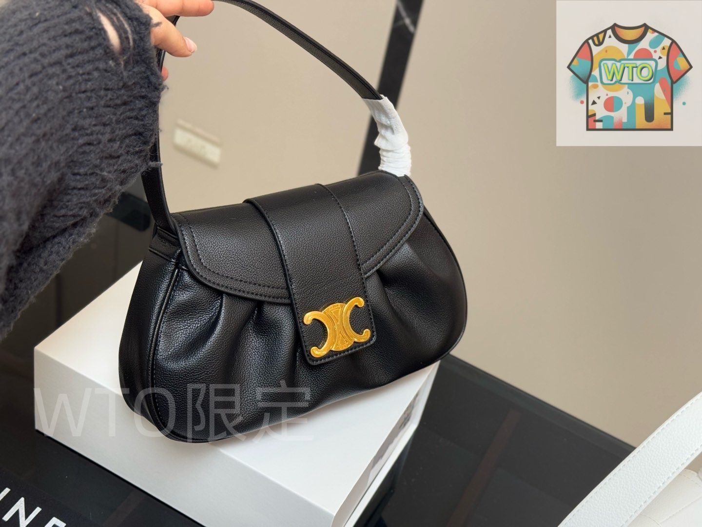 ボックス付き セリーヌ