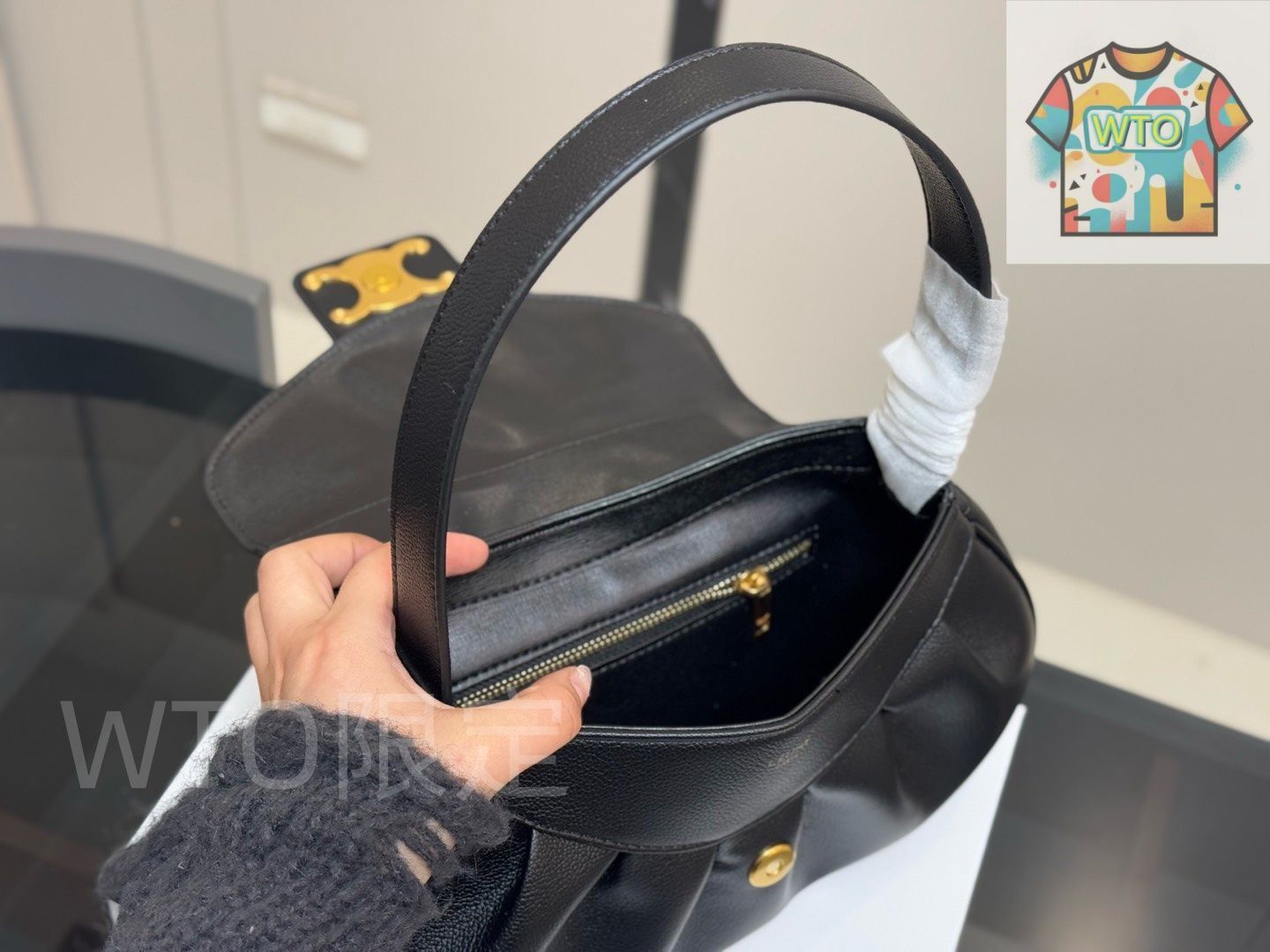 全国送料無料。 Celine ローラ アンダーアームバッグ - ボックス付き セリーヌ レディースバッグ｜WTO通販｜ -WTO輸入-QHP21 BIG SALE！