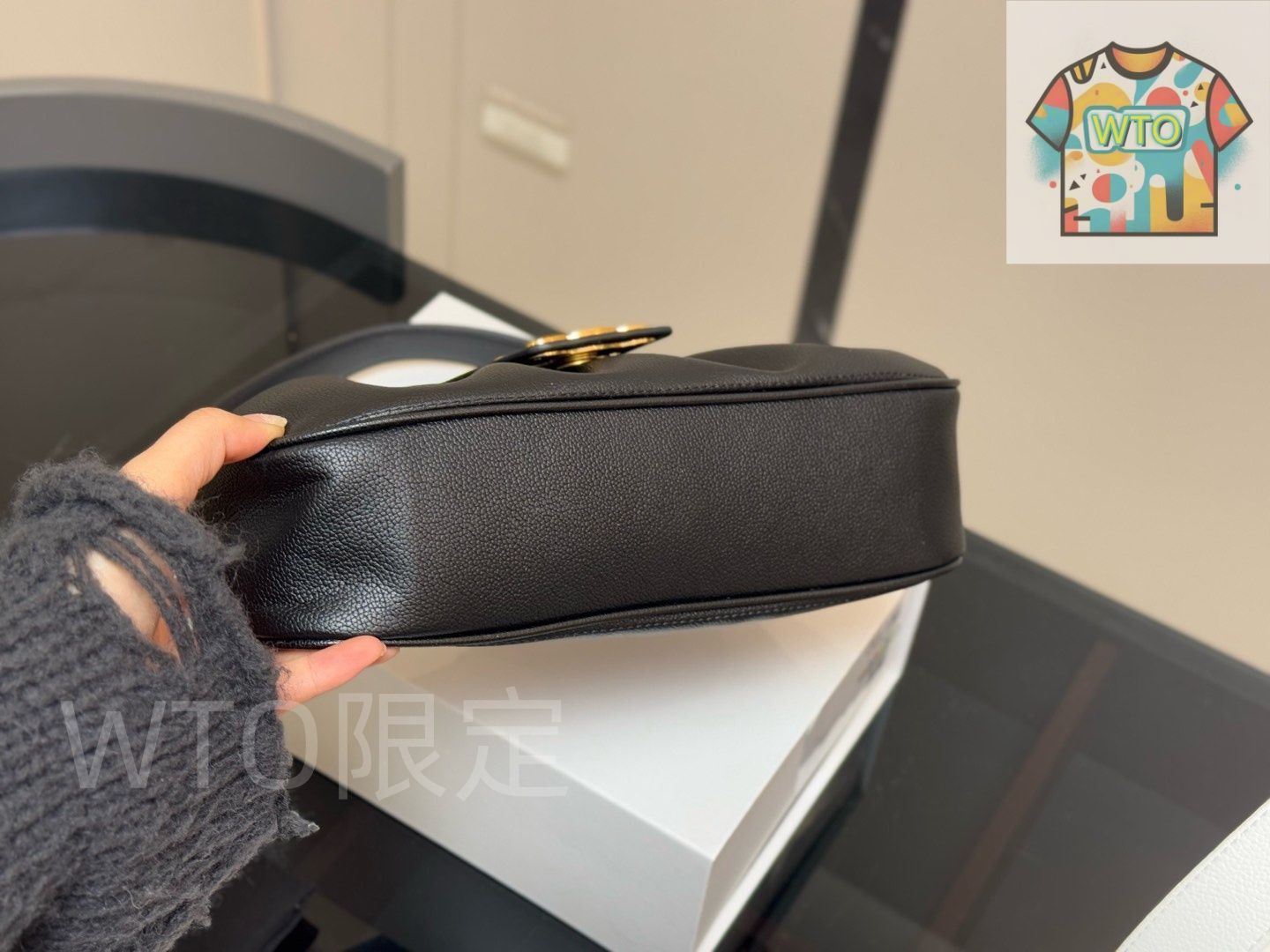 ボックス付き セリーヌ