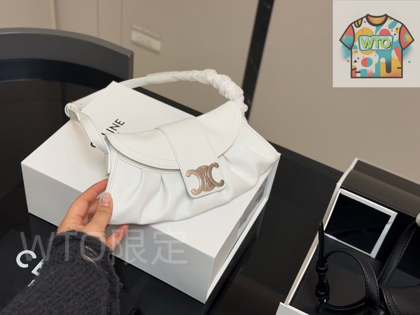 - ボックス付き