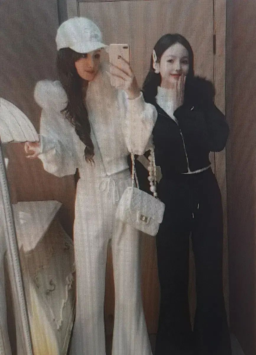 海外配送 ホワイト ブラック グレー クロップド フーディー ジップアップ ファー ジップアップ パンツ セット