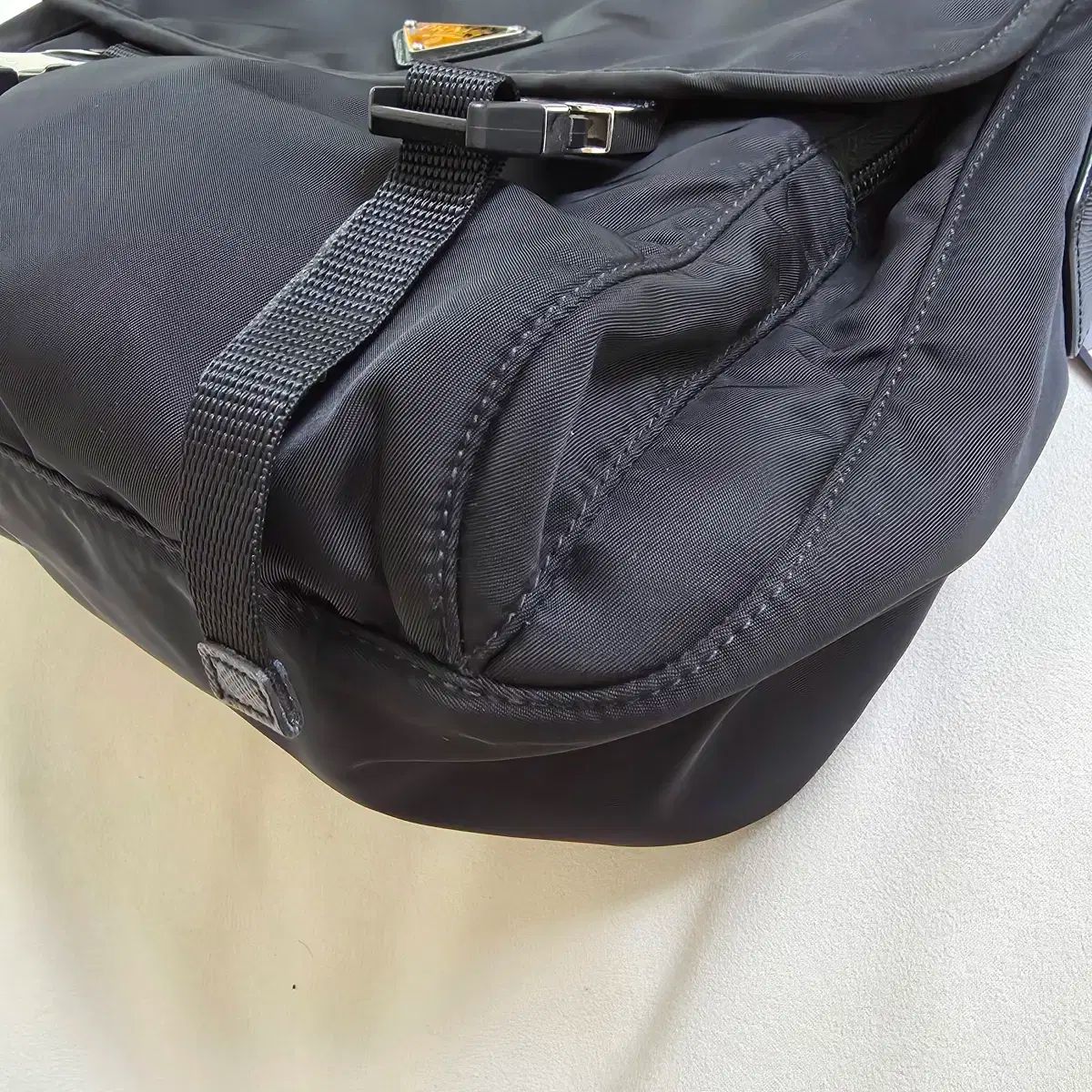  プラダPRADA 三角ロゴ テスート クロスバック メッセンジャーバッグ ショルダーバッグ