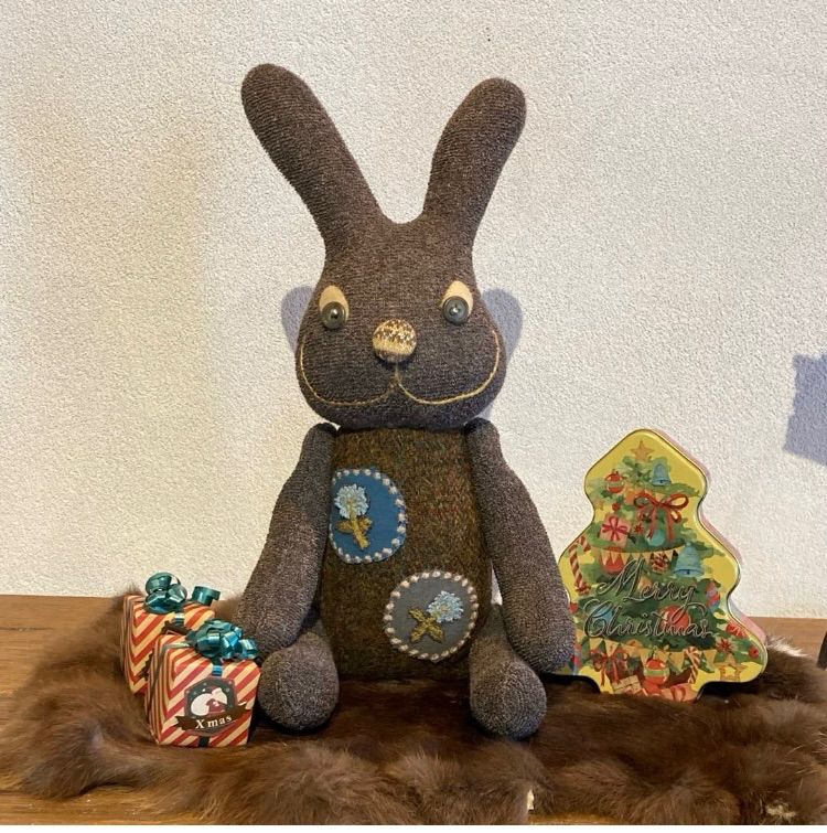 ミナペルホネンハギレ　ハンドメイド　黒うさぎちゃん ミナペルホネンハギレ ハンドメイド 黒うさぎちゃん 【公式通販】