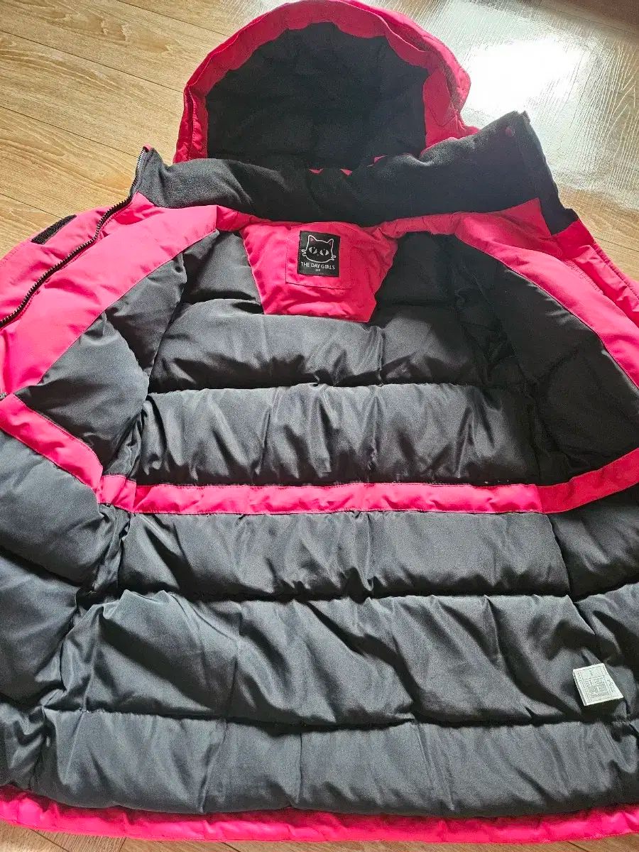 The Day Girl ホットピンク ダウン