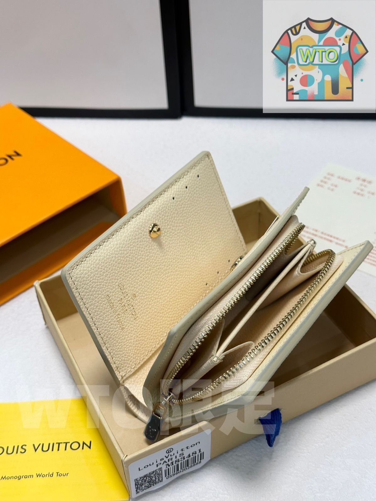 両用パスケースウォレット 木目の美しい牛革に