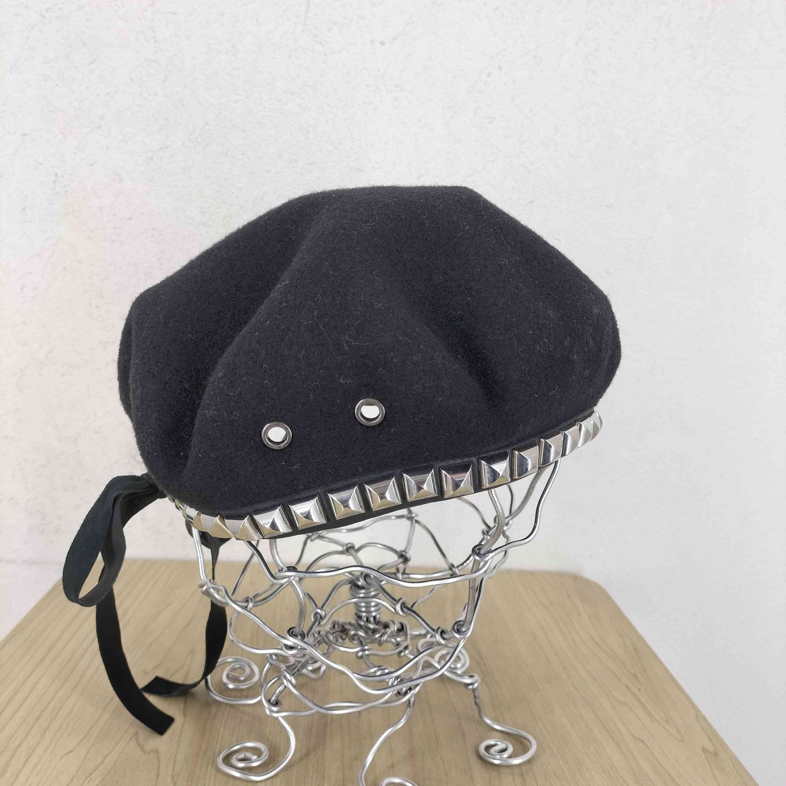 ヴァケラ VAQUERA Studded Military Beret レディース L