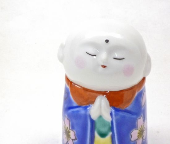 メーカー直送 【焼き塗装桐箱台付き】九谷焼 お地蔵様 地蔵 幸運 置物 ブルー地桜 ピンクほっぺ ハート 裏書 小 2.5号