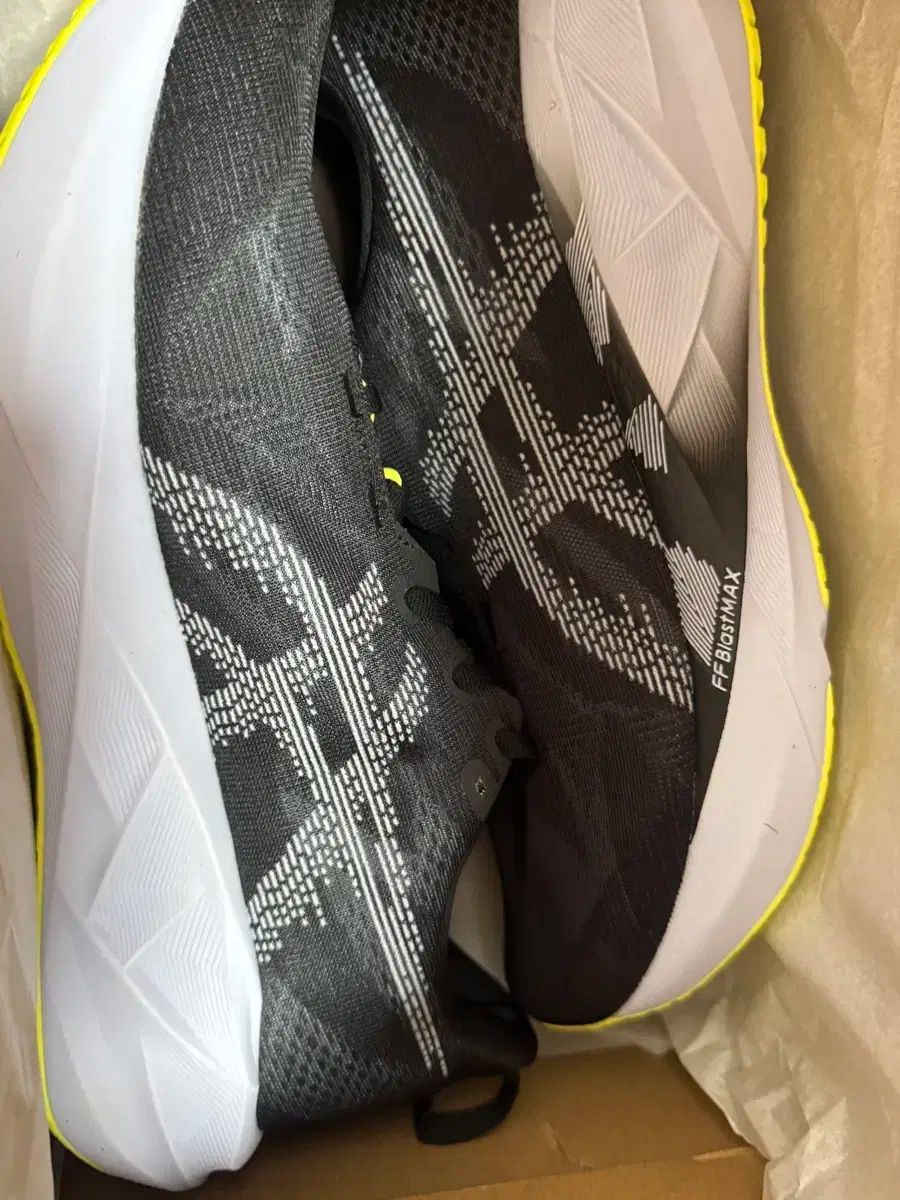 アシックス asics アシックス NovaBlast ノヴァブラスト 5 ブラック ブルー フェイド 282 5 ランニングシューズ 280