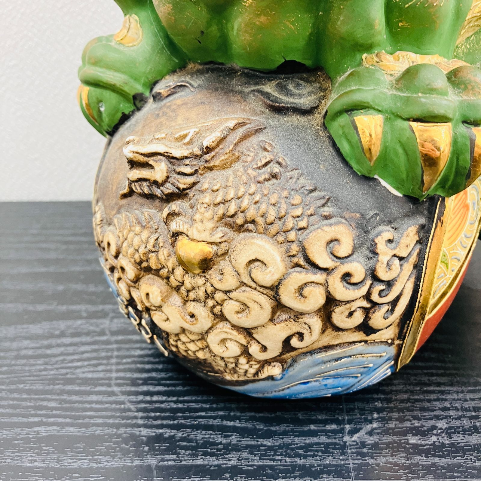 A【縁起物】九谷焼 八幡窯 狛犬 獅子 須栄義作 置物 - メルカリ