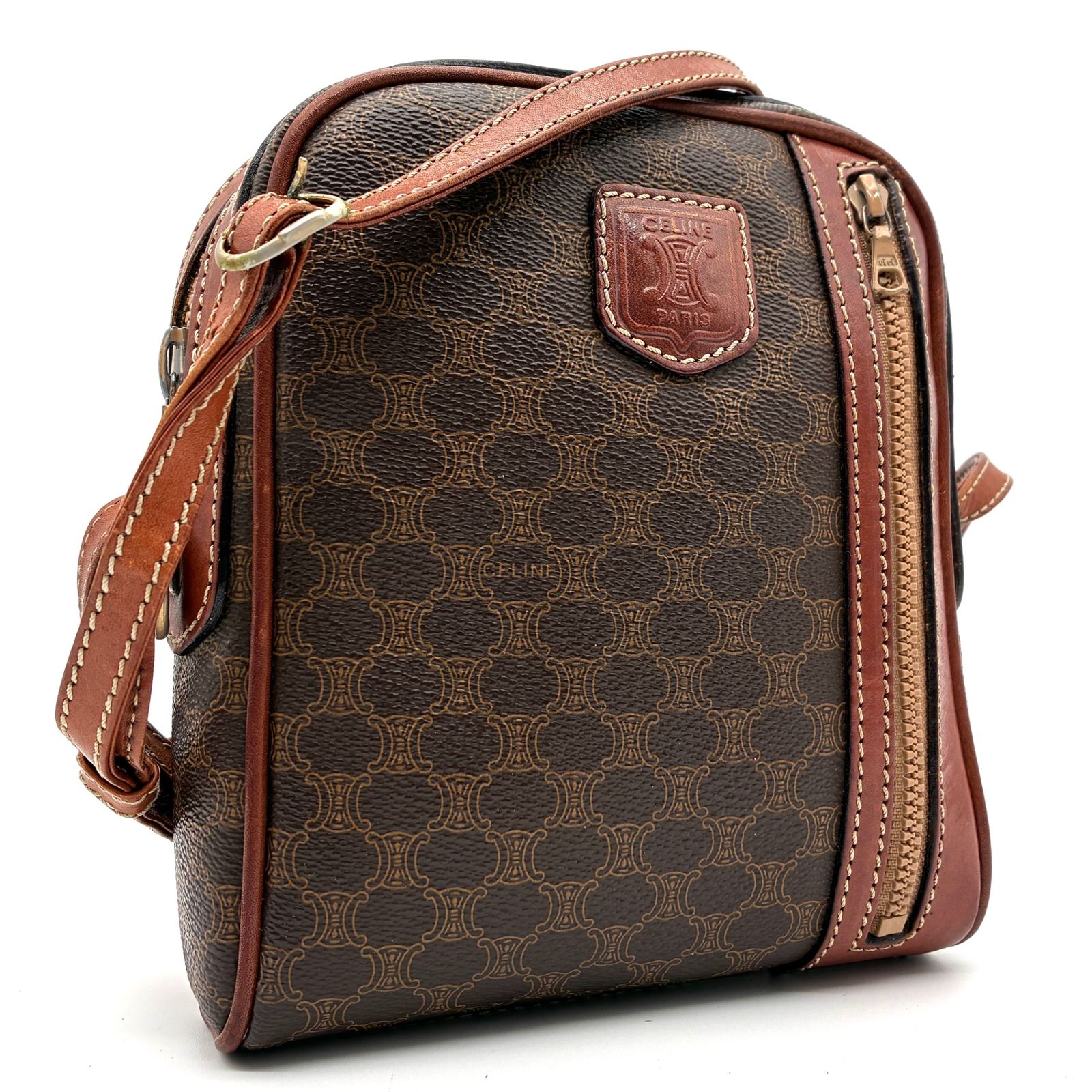 CELINE セリーヌ ショルダーバッグ マカダム トリオンフ ロゴ 斜め掛け クロスボディ レディース メンズ ブラウン