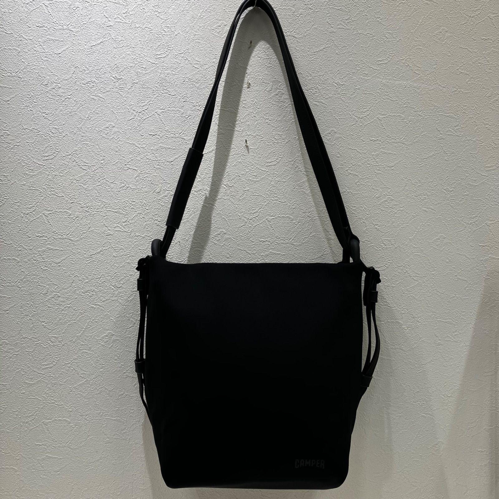 6086 CAMPER カンペール MARTE マルテ 2way リュックサック リュック バックパック ショルダーバッグ ブラック 黒 無地 ナイロン 軽量 レディース メンズ ユニセックス シンプル カジュアル きれいめ