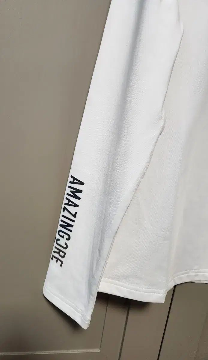 レディース モックネック