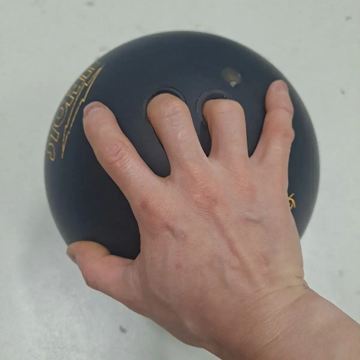 ハイロードX-フックボール-14パウンド-トゥーフィンガー