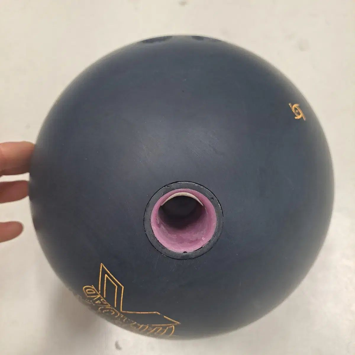 ボーリングボール-ストーム ハイロードX-フックボール-14パウンド-トゥーフィンガー