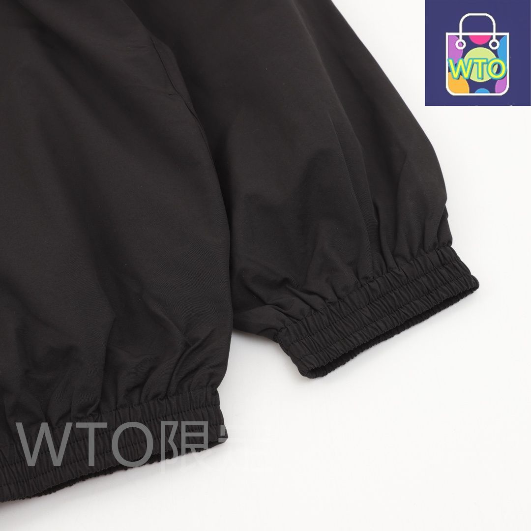 通気性メッシュ裏地を採用アウター