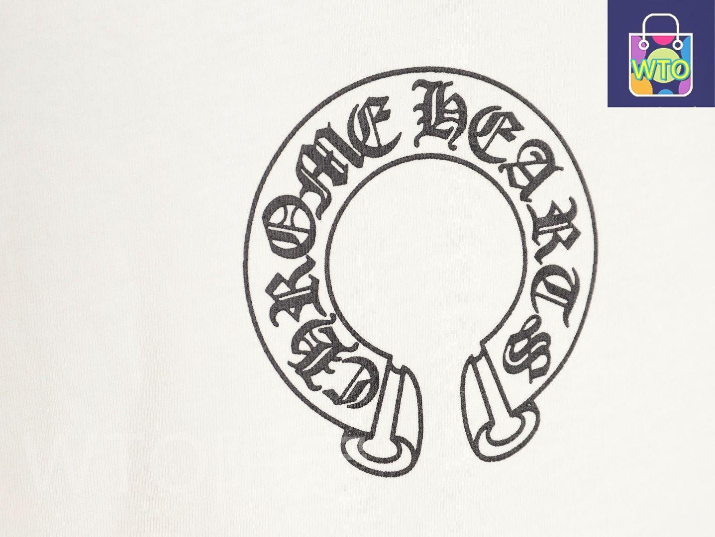 超人気デザイン 今日 Chrome Hearts クロムハーツ 背面サンスクリットプリントロングスリーブTシャツ 高品質柔らかい素材 貧弱な