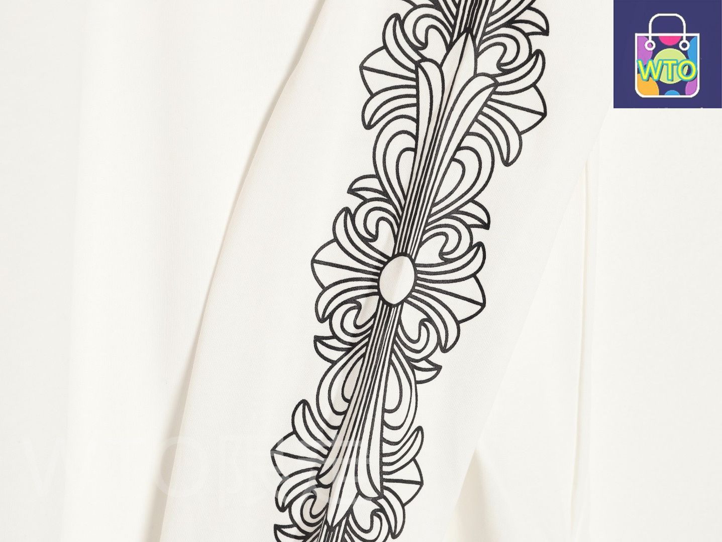 クロムハーツ 背面サンスクリットプリントロングスリーブTシャツ